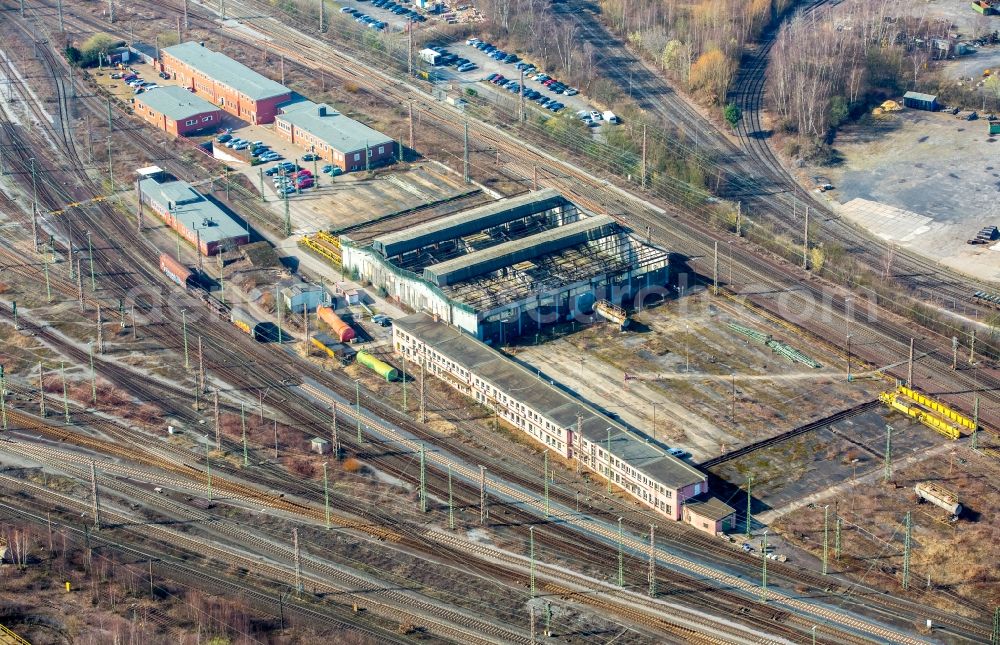 Hamm from above - Trackage and rail routes on the locomotive hall of the railway operations work in Hamm in the state North Rhine-Westphalia