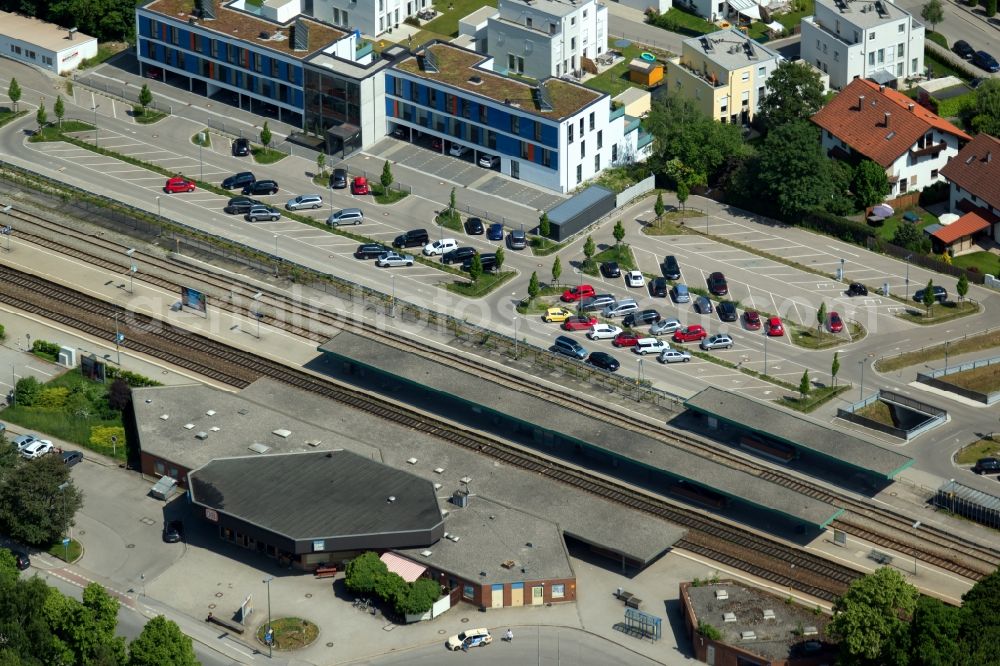 Kaufbeuren from the bird's eye view: Station railway building of Bahnhof Kaufbeuren of the Deutsche Bahn in the district Sankt Cosmas in Kaufbeuren in the state Bavaria, Germany