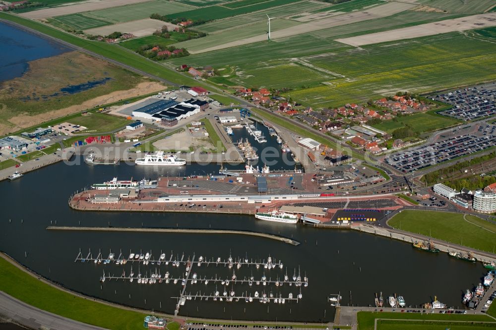 Norden from the bird's eye view: Station railway building Norddeich Mole of the Deutsche Bahn on the river banks of Norddeich Juist in the district Norddeich in Norden in the state Lower Saxony, Germany