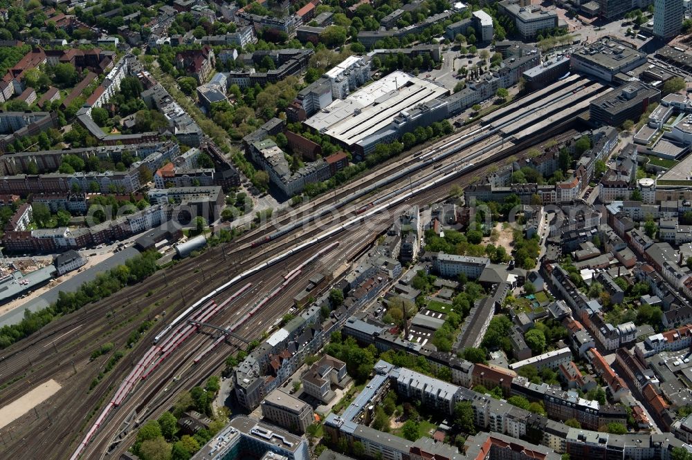 Hamburg from the bird's eye view: Station railway building of the Deutsche Bahn in Hamburg, Germany