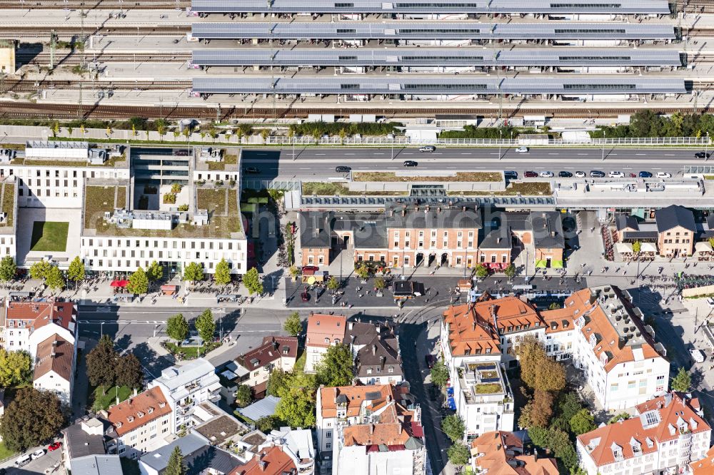 Aerial image München - Station railway building of the Deutsche Bahn on Bahnhof Muenchen-Pasing in Munich in the state Bavaria, Germany