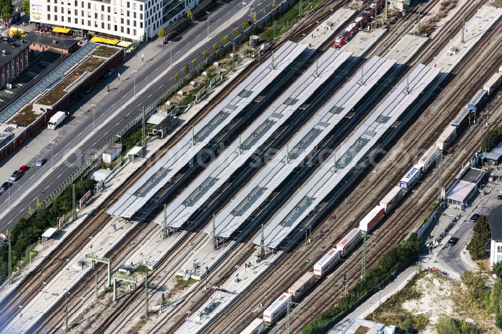 Aerial image München - Station railway building of the Deutsche Bahn on Bahnhof Muenchen-Pasing in Munich in the state Bavaria, Germany