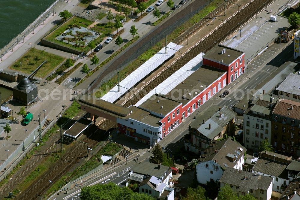 Aerial photograph Bingen am Rhein - Station railway building of the Deutsche Bahn in Bingen am Rhein in the state Rhineland-Palatinate, Germany