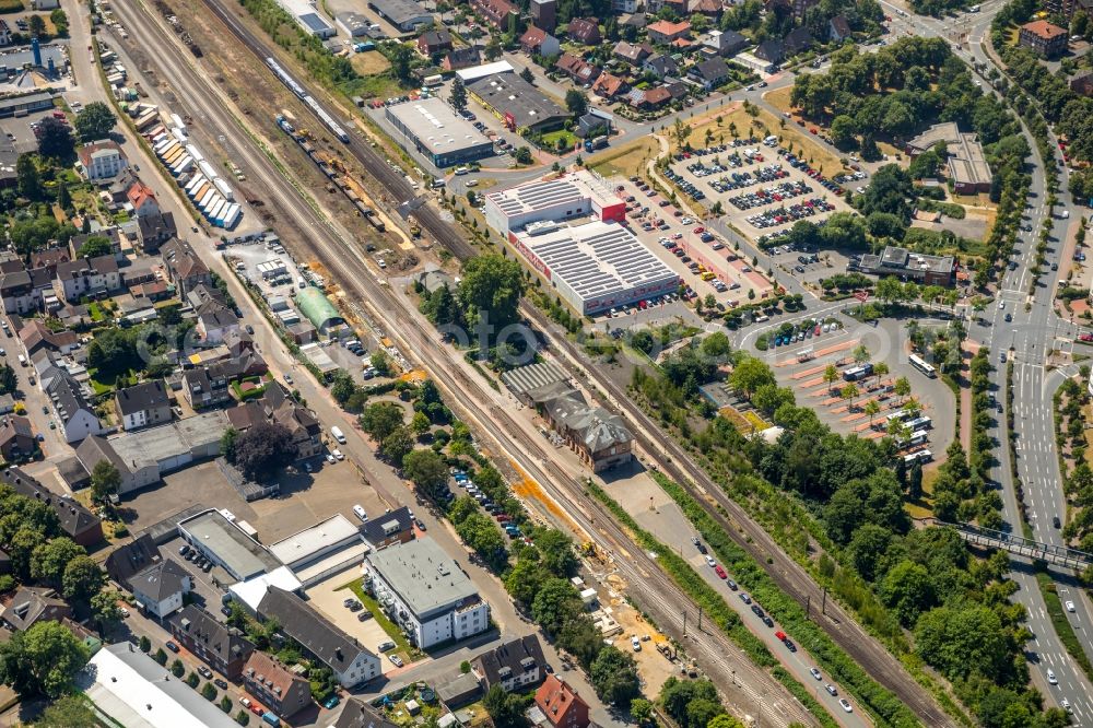 Aerial photograph Dorsten - Station railway building of the Deutsche Bahn in Dorsten in the state North Rhine-Westphalia, Germany