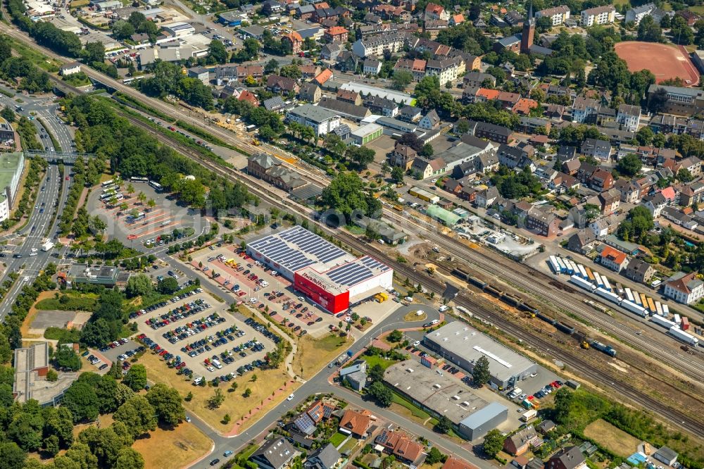 Dorsten from the bird's eye view: Station railway building of the Deutsche Bahn in Dorsten in the state North Rhine-Westphalia, Germany