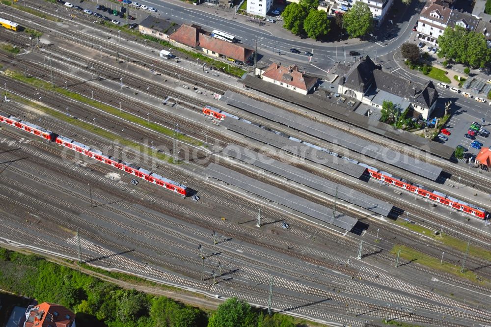 Friedberg (Hessen) from the bird's eye view: Station railway building of the Deutsche Bahn in Friedberg (Hessen) in the state Hesse, Germany