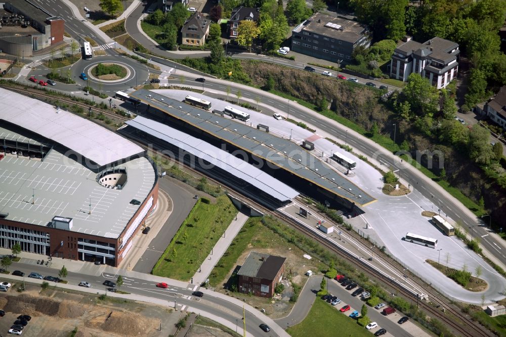 Aerial photograph Gummersbach - Station railway building of the Deutsche Bahn in Gummersbach in the state North Rhine-Westphalia, Germany