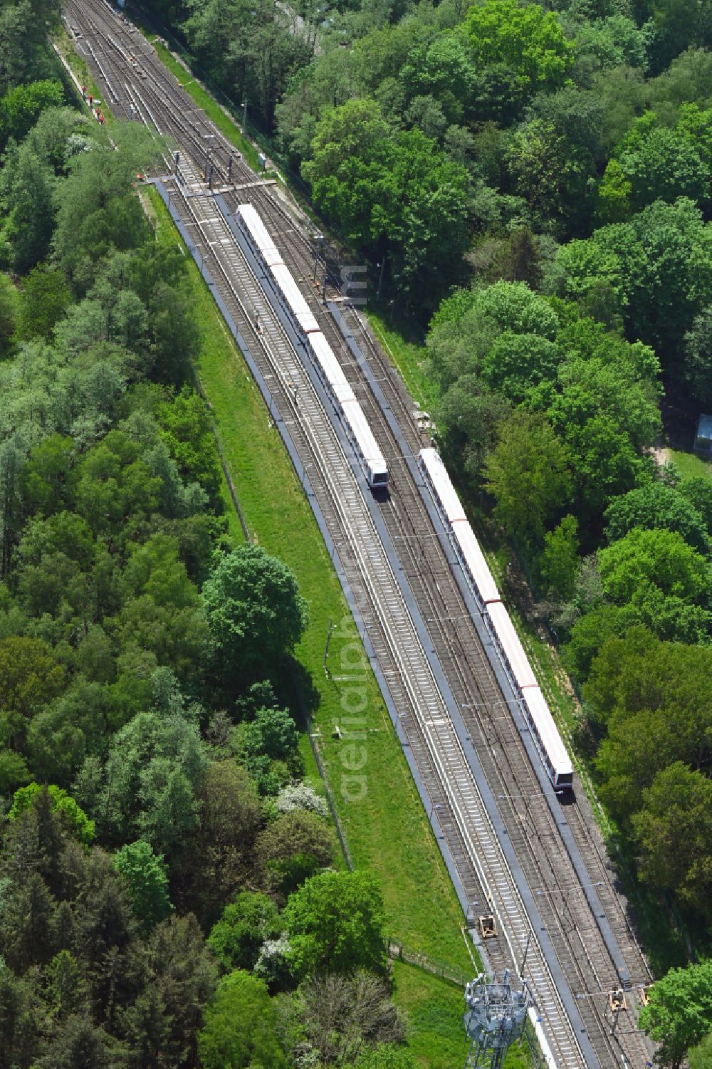 Hamburg from the bird's eye view: Station railway building of the Deutsche Bahn on street Alte Dorfstrasse in the district Ohlstedt in Hamburg, Germany