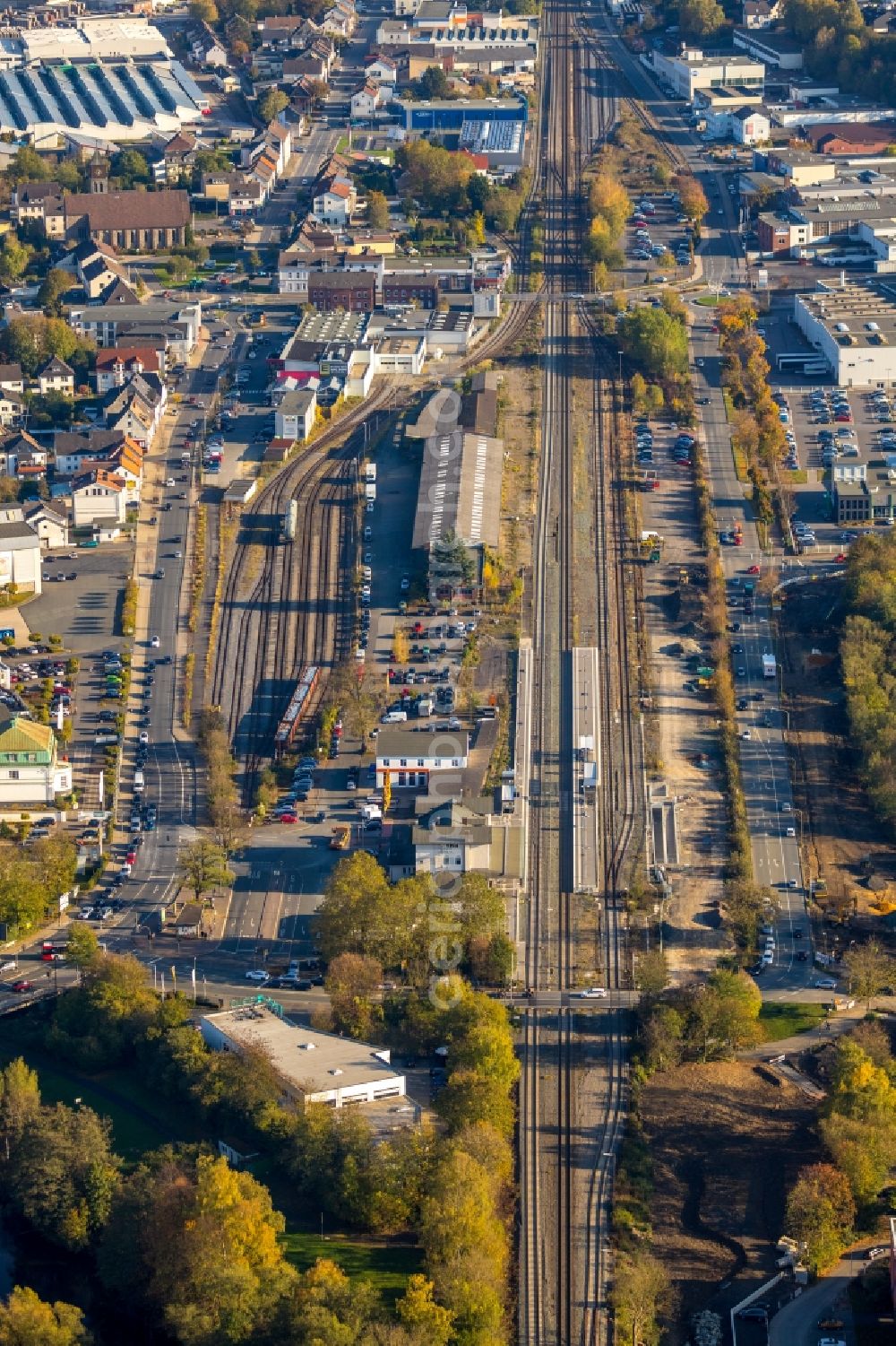 Aerial photograph Arnsberg - Station railway building of the Deutsche Bahn in Arnsberg in the state North Rhine-Westphalia, Germany