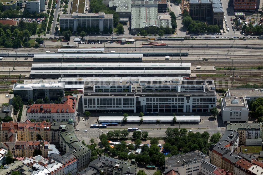 Aerial photograph München - Station railway building of the Deutsche Bahn in the district Au-Haidhausen in Munich in the state Bavaria, Germany