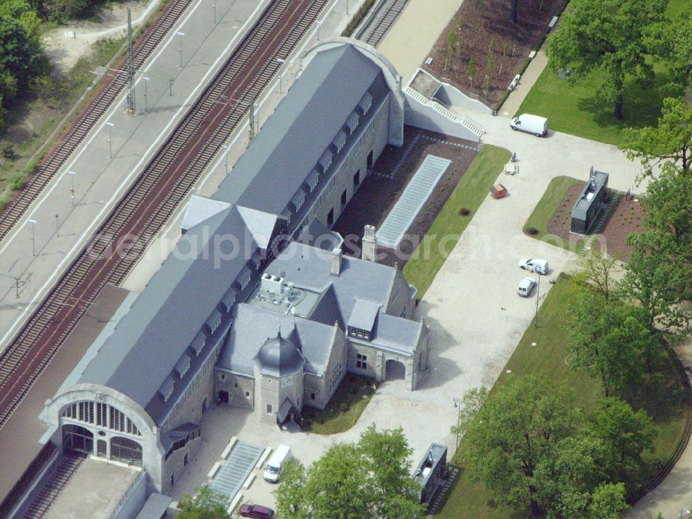 Potsdam from above - Station railway building of the Deutsche Bahn in the district Westliche Vorstadt in Potsdam in the state Brandenburg, Germany