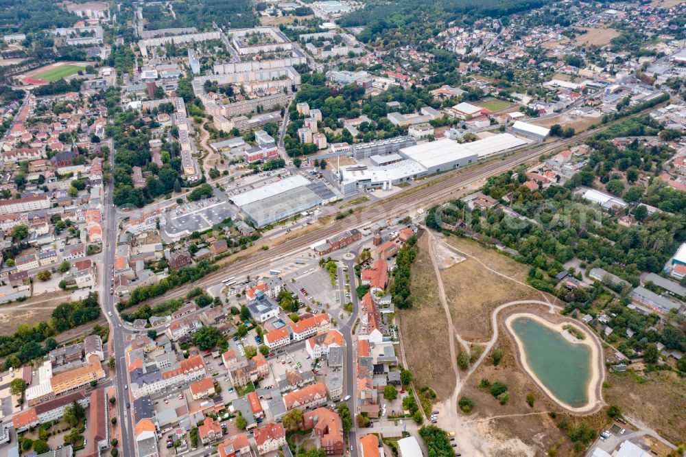 Aerial photograph Weißwasser/Oberlausitz - Station railway building of the Deutsche Bahn in Weisswasser/Oberlausitz in the state Saxony, Germany