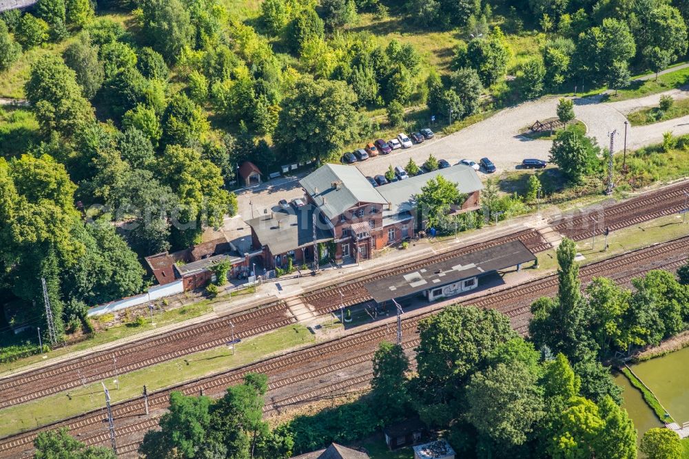 Aerial photograph Wiesenburg/Mark - Station railway building of the Deutsche Bahn in Wiesenburg/Mark in the state Brandenburg, Germany