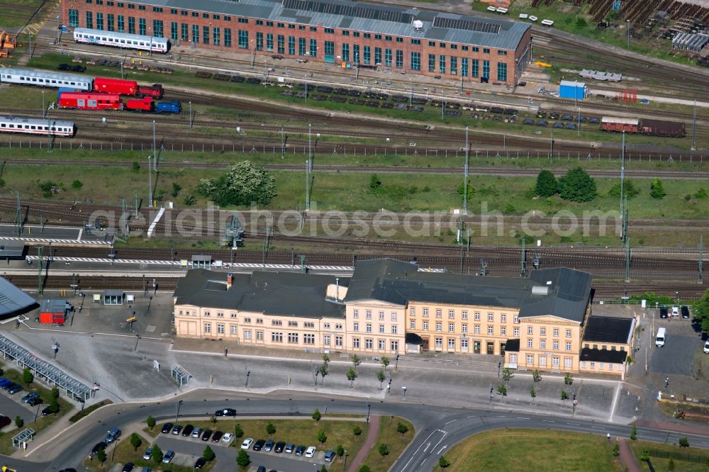 Aerial image Wittenberge - Station railway building of the Deutsche Bahn in Wittenberge in the state Brandenburg, Germany