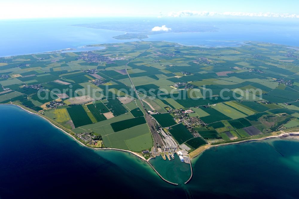 Aerial image Fehmarn - Station railway building of train- and ferry station on island Fehmarn in the Baltic Sea in the state Schleswig-Holstein