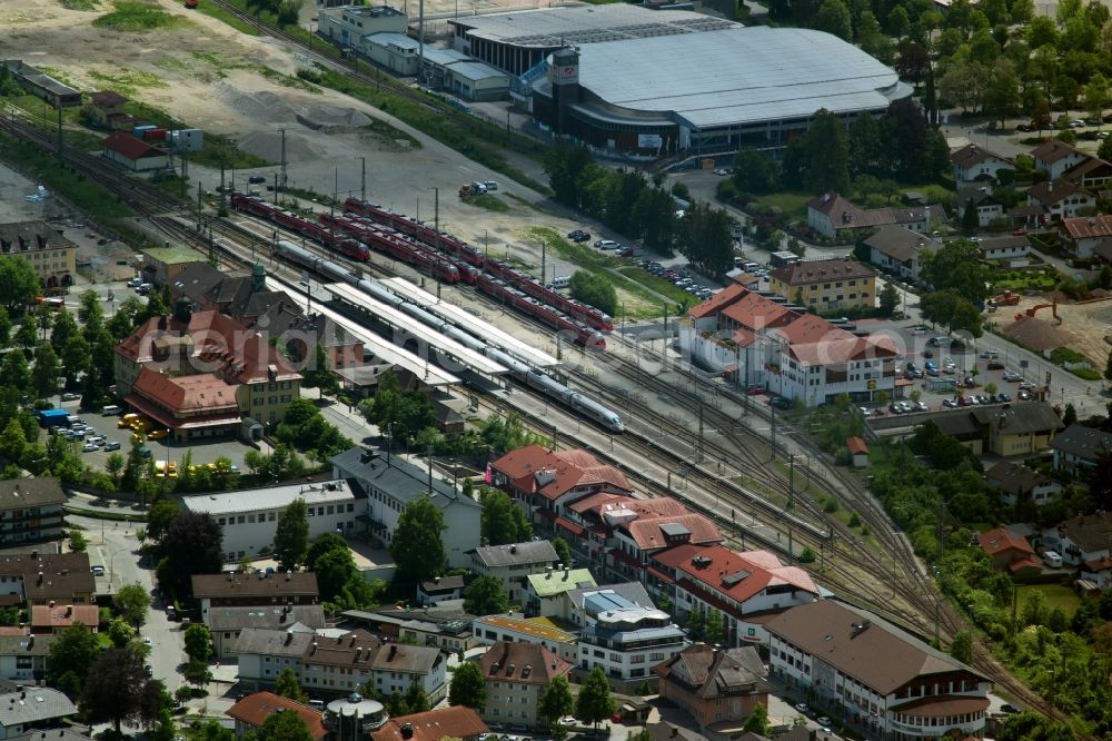 Garmisch-Partenkirchen from the bird's eye view: Train station railway building in Garmisch-Partenkirchen in the state Bavaria, Germany