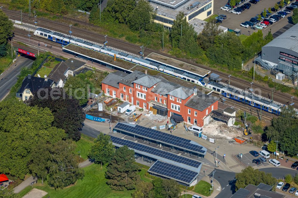 Aerial image Schwelm - Train station railway building on place Bahnhofplatz in Schwelm in the state North Rhine-Westphalia, Germany