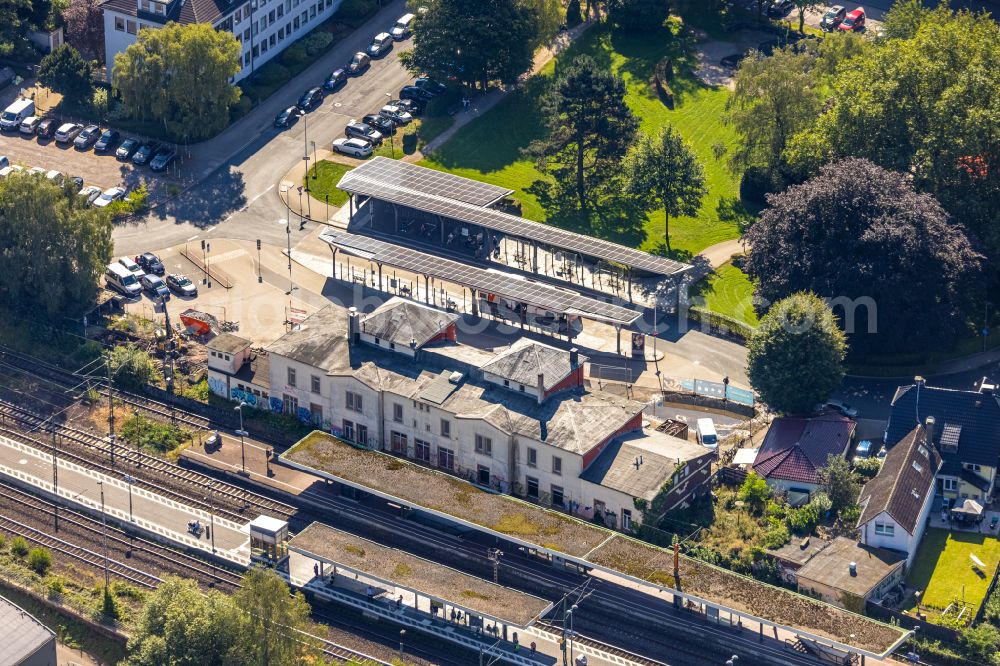 Schwelm from the bird's eye view: Train station railway building on place Bahnhofplatz in Schwelm in the state North Rhine-Westphalia, Germany