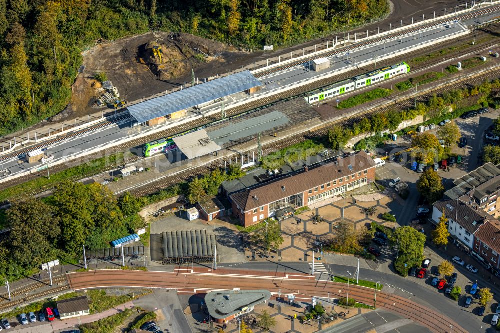 Dinslaken from the bird's eye view: Train station railway building with tunnel work in Dinslaken at Ruhrgebiet in the state North Rhine-Westphalia, Germany