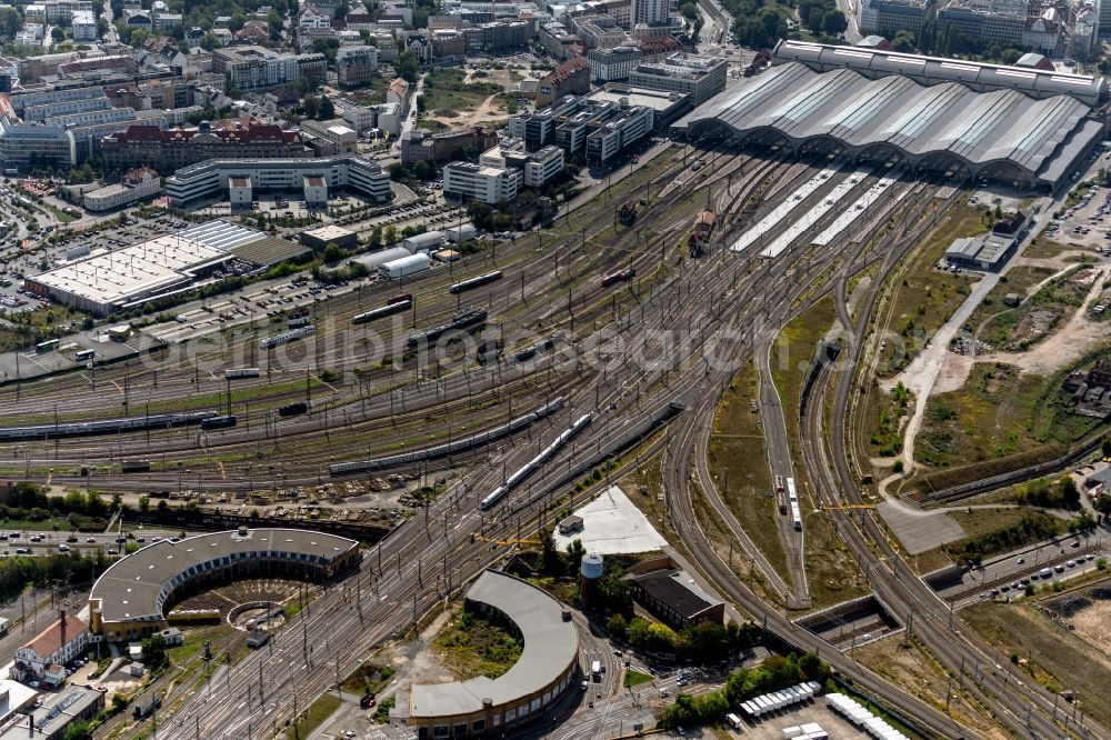 Leipzig from above - Track progress and building of the main station of the railway in the district Zentrum in Leipzig in the state Saxony, Germany