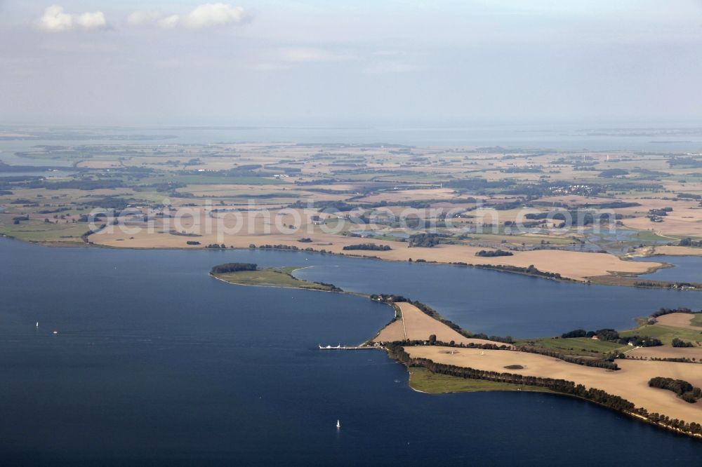 Aerial image Garz/Rügen - Glewitzer ferry in the district of Dumsevitz in Garz on the island Ruegen in the federal state Mecklenburg-West Pomerania