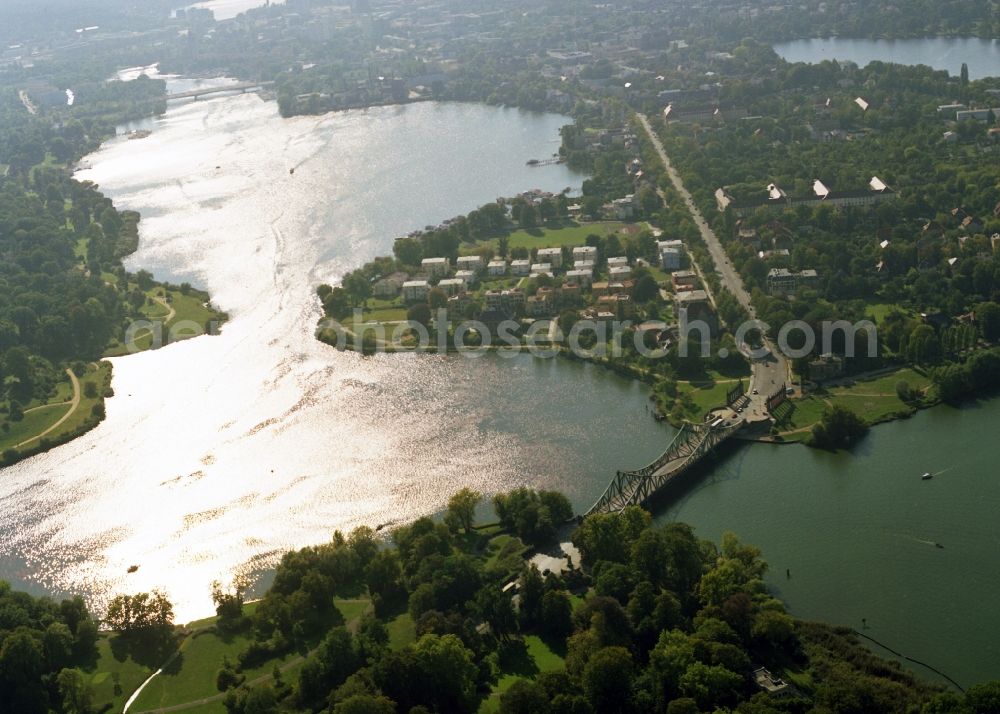 Potsdam from the bird's eye view: Glienicke Bridge at the Berlin suburb and the Park Babelsberg in Potsdam in Brandenburg