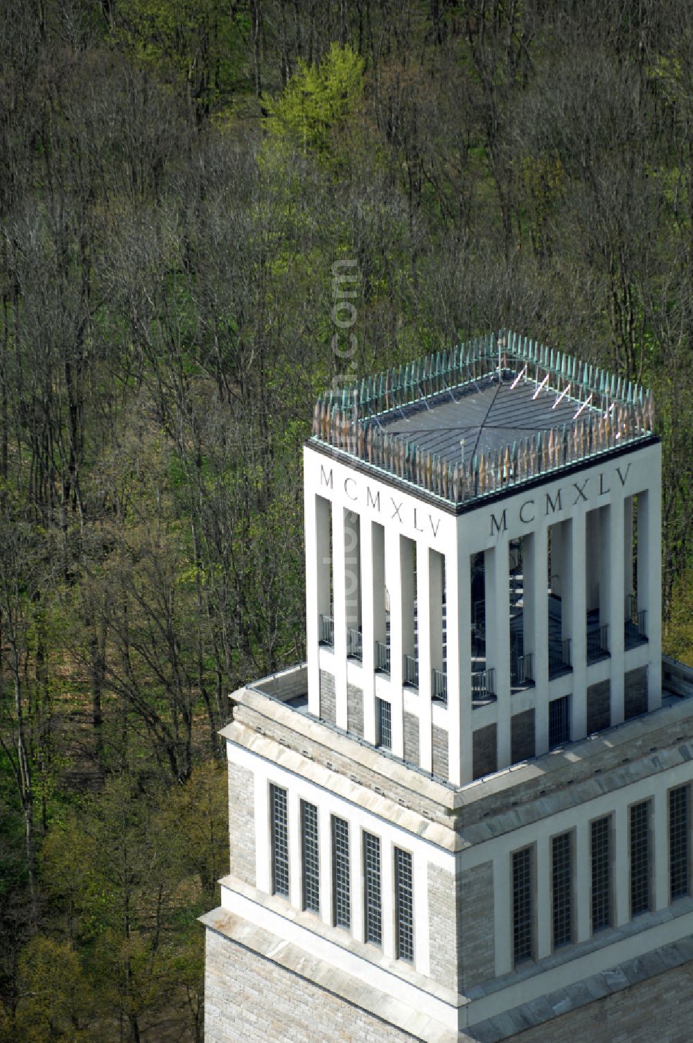 Aerial photograph Weimar - Tourist attraction of the historic monument Nationale Mahn- and Gedenkstaette of DDR Buchenwald in the district Ettersberg in Weimar in the state Thuringia, Germany