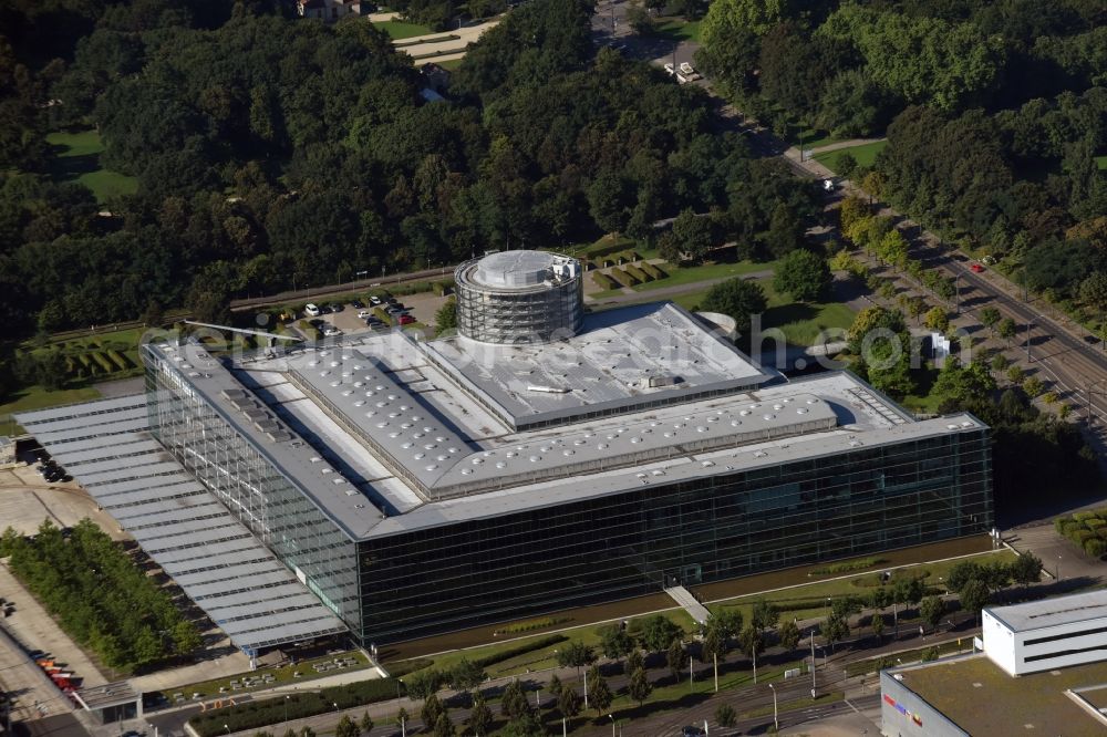 Dresden from above - VW transparent factory in Dresden in Saxony. The transparent factory is a Dresden automobile factory of Volkswagen AG, which is operated by the Volkswagen Sachsen GmbH