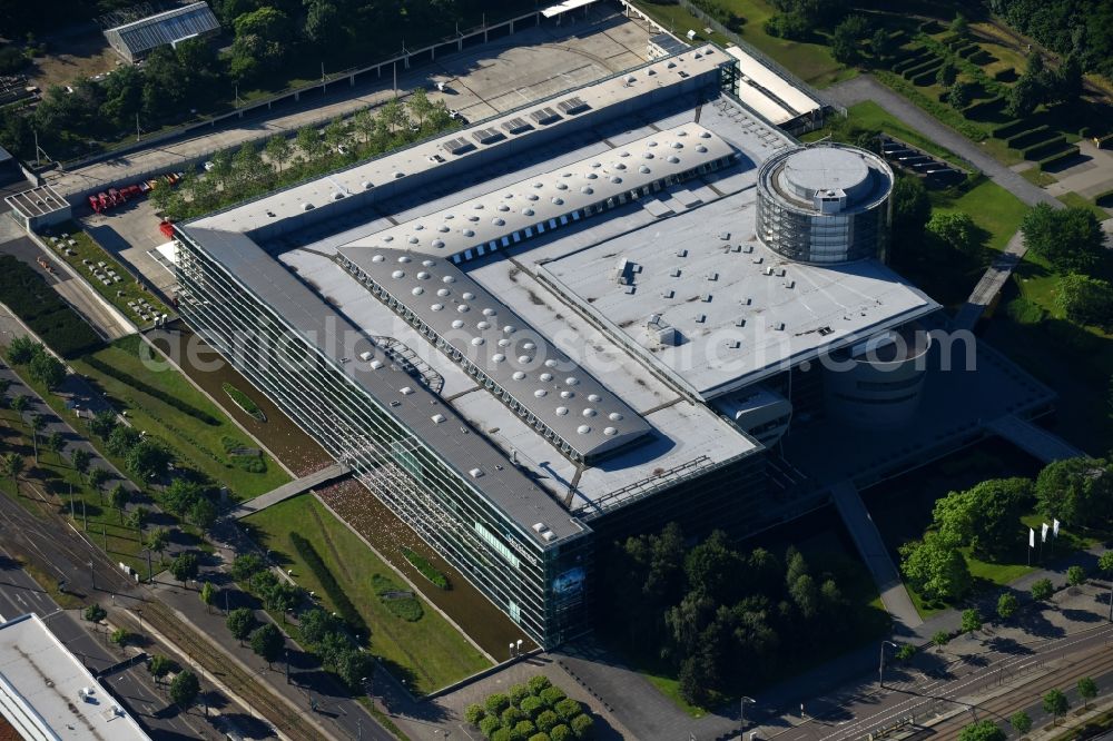 Dresden from the bird's eye view: VW transparent factory in Dresden in Saxony. The transparent factory is a Dresden automobile factory of Volkswagen AG, which is operated by the Volkswagen Sachsen GmbH