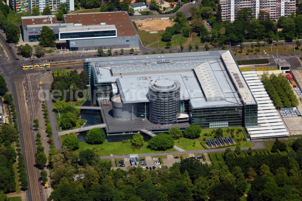 Aerial photograph Dresden - VW transparent factory in Dresden in Saxony. The transparent factory is a Dresden automobile factory of Volkswagen AG, which is operated by the Volkswagen Sachsen GmbH