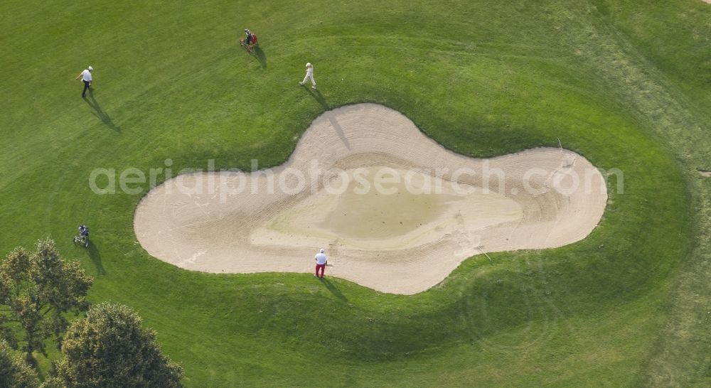 Neukirchen-Vluyn from above - Golf Club Op de Niep in Neukirchen-Vluyn on the Lower Rhine in North Rhine-Westphalia