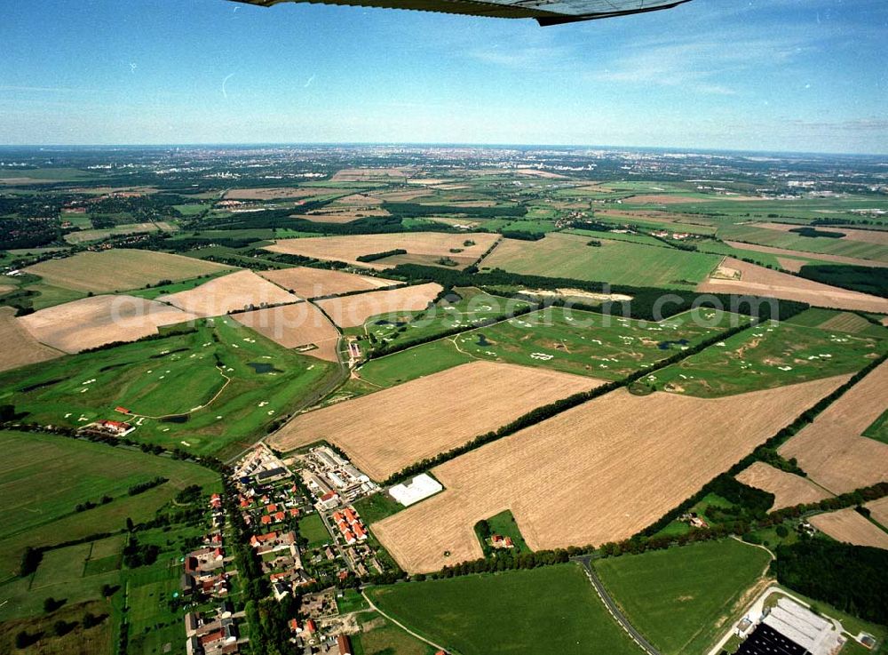 Aerial image Groß - Kienitz - Golfplatz bei Groß-Kienitz am Flughafen Berlin - Schönefeld / BRB.