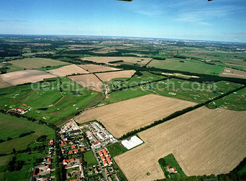 Aerial photograph Groß - Kienitz - Golfplatz bei Groß-Kienitz am Flughafen Berlin - Schönefeld / BRB.