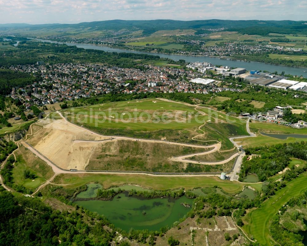 Budenheim from above - View of a golf course in Budenheim in the state Rhineland-Palatinate