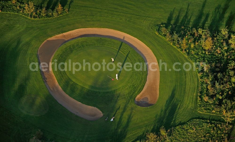 Datteln from above - Golf course Jammertal with c-shaped bunker of the Schnieder e.K. in Datteln in North Rhine-Westphalia