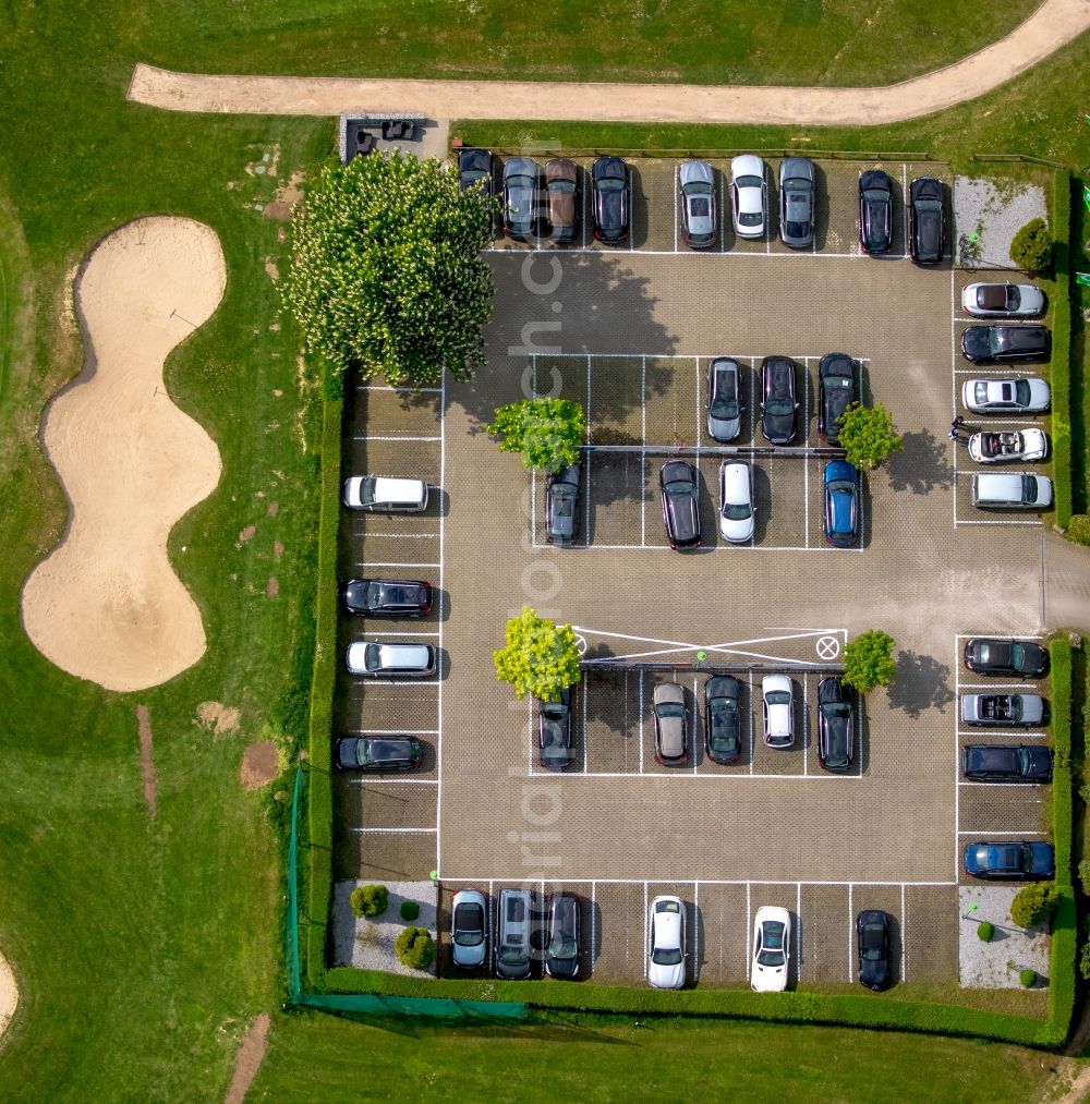 Gevelsberg from the bird's eye view: Grounds of the Golf course at Golfclub Gut Berge in Gevelsberg in the state North Rhine-Westphalia