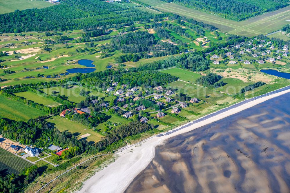 Aerial photograph Nieblum - Grounds of the golf course Golf Club Foehr e.V. in Nieblum on the island of Foehr in the state Schleswig-Holstein, Germany