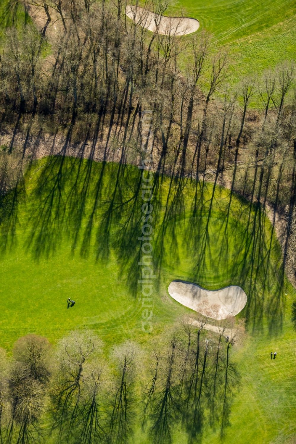 Aerial image Hünxe - Grounds of the Golf course at of Golf Club Huenxerwald e.V. on Hardtbergweg in Huenxe in the state North Rhine-Westphalia, Germany