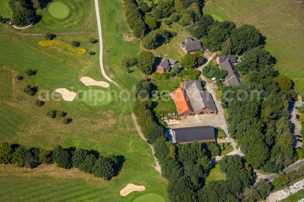 Aerial photograph Hünxe - Grounds of the Golf course at of Golf Club Huenxerwald e.V. on Hardtbergweg in Huenxe in the state North Rhine-Westphalia, Germany