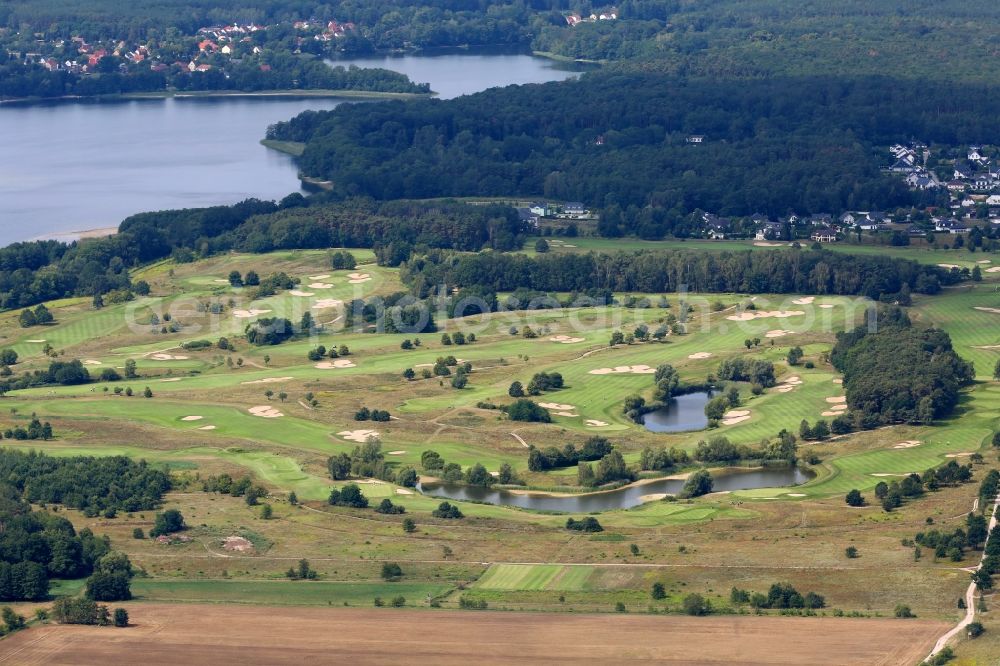 Aerial photograph Michendorf - Grounds of the Golf course at of Golf- and Country Club Seddiner See e. V. Zum Weiher in the district Wildenbruch in Michendorf in the state Brandenburg, Germany