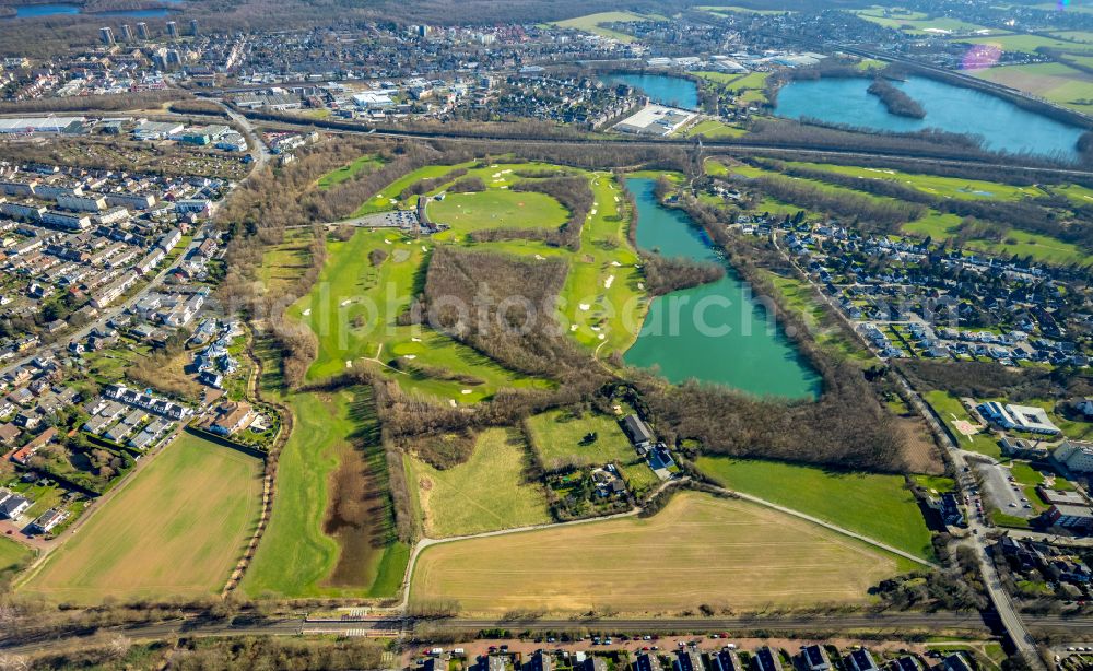 Duisburg from above - Grounds of the Golf course at Golf & More on street Altenbrucher Damm in the district Huckingen in Duisburg at Ruhrgebiet in the state North Rhine-Westphalia, Germany