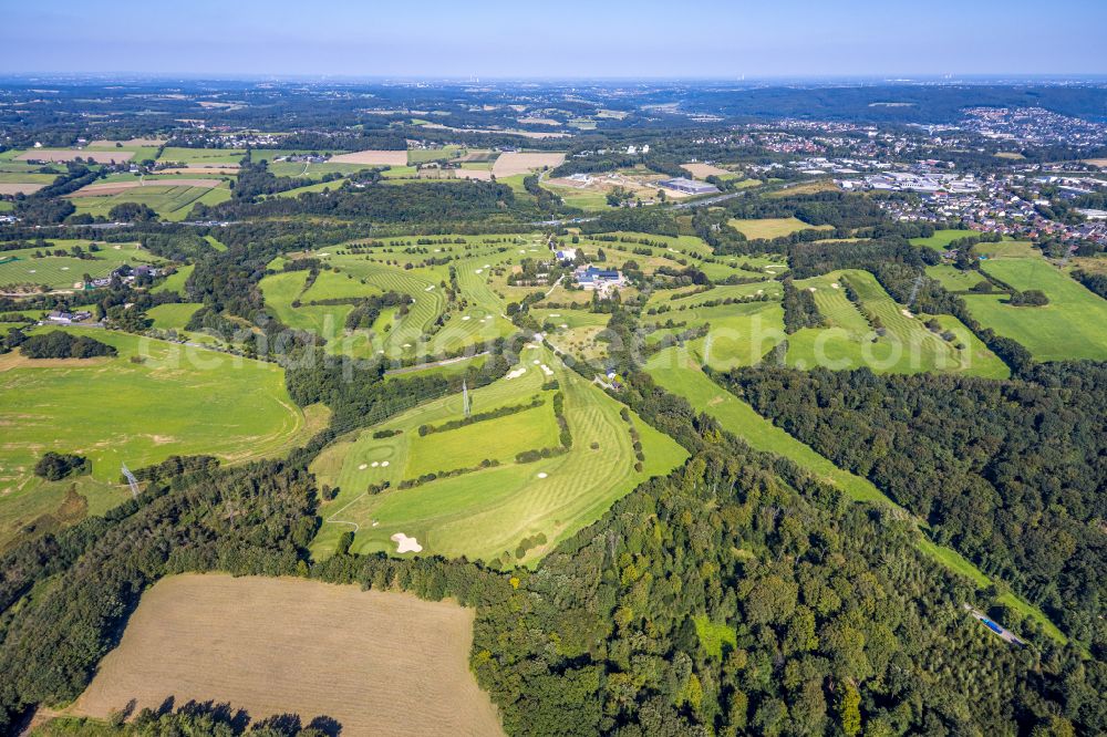 Aerial photograph Heck - Grounds of the Golf course at Golf- and Reitsport Gut Berge on street Berkenberg in Heck at Ruhrgebiet in the state North Rhine-Westphalia, Germany