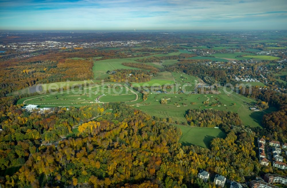 Aerial image Düsseldorf-Grafenberg - Grounds of the Golf course at Golfanlage Duesseldorf-Grafenberg in Duesseldorf-Grafenberg in the state North Rhine-Westphalia, Germany