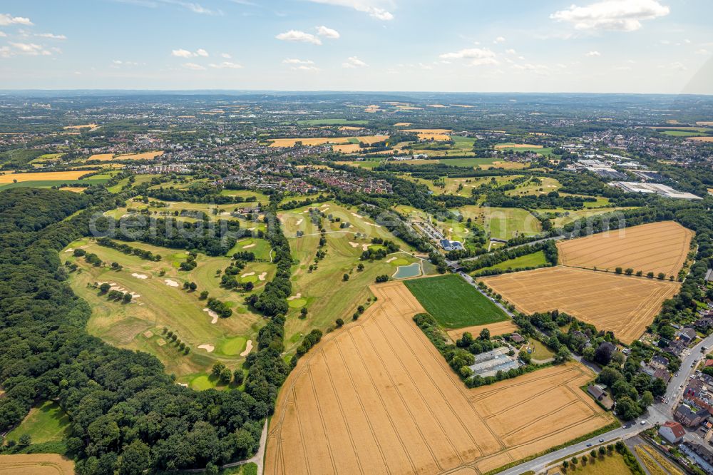 Aerial photograph Frohlinde - Grounds of the Golf course at Golfclub Castrop-Rauxel e.V. in Frohlinde in Frohlinde at Ruhrgebiet in the state North Rhine-Westphalia, Germany