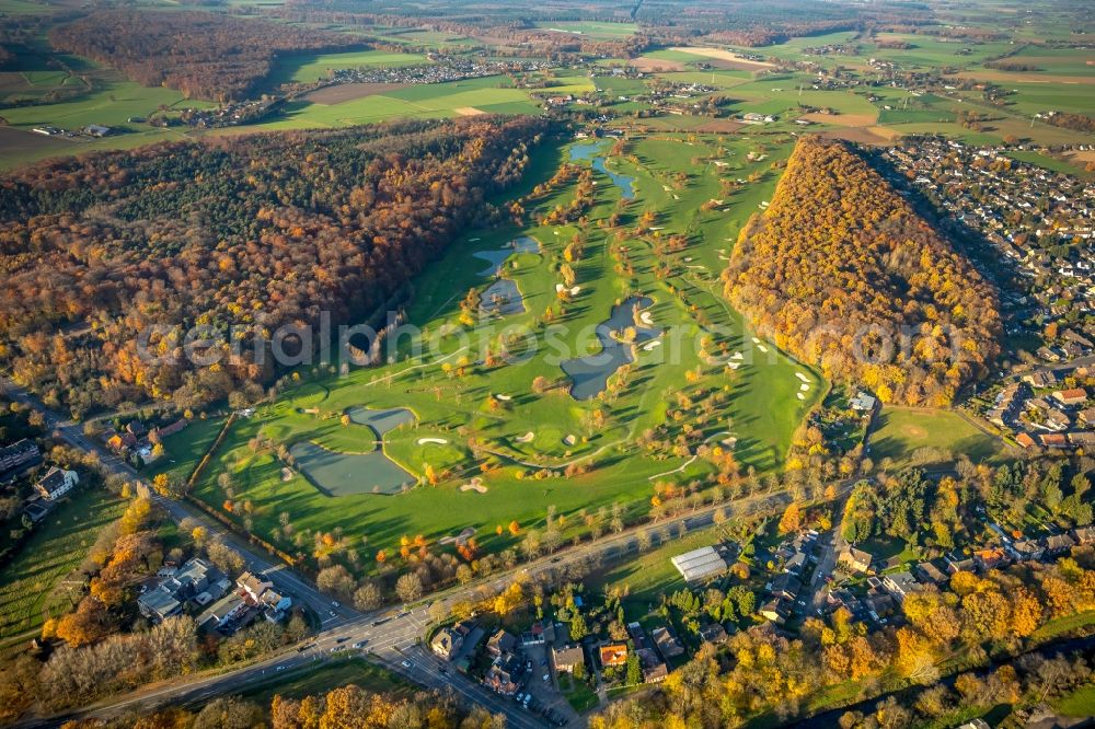 Aerial photograph Kamp-Lintfort - Grounds of the Golf course at Golfclub Am Kloster-Konp e.V. on Kirchstrasse in the district Niersenbruch in Kamp-Lintfort in the state North Rhine-Westphalia, Germany