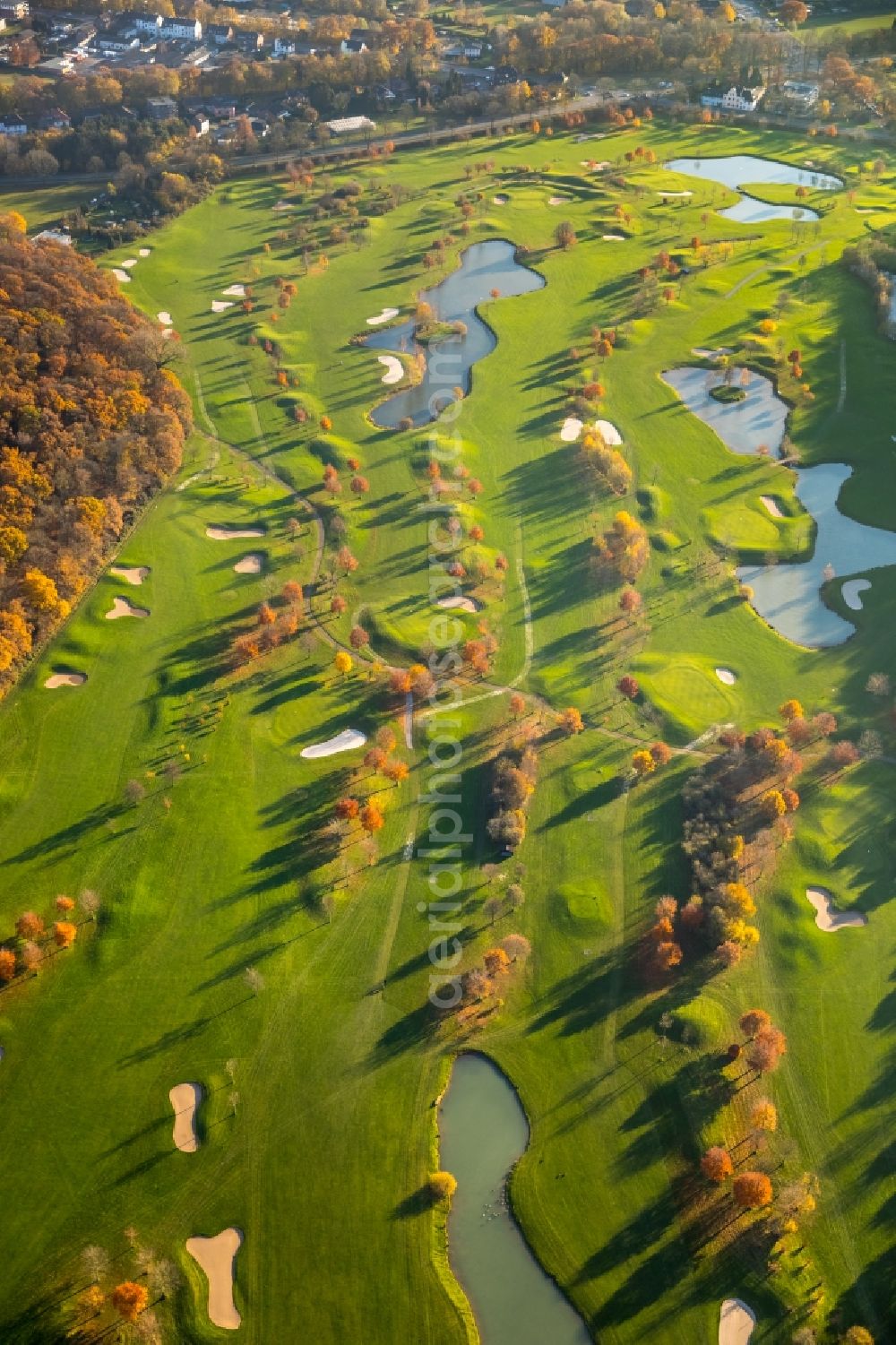 Kamp-Lintfort from the bird's eye view: Grounds of the Golf course at Golfclub Am Kloster-Konp e.V. on Kirchstrasse in the district Niersenbruch in Kamp-Lintfort in the state North Rhine-Westphalia, Germany