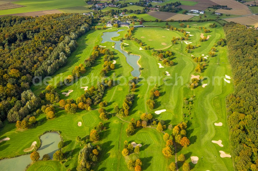 Kamp-Lintfort from the bird's eye view: grounds of the Golf course at Golfclub Am Kloster-Kamp e.V. on Kirchstrasse in the district Niersenbruch in Kamp-Lintfort at Ruhrgebiet in the state North Rhine-Westphalia, Germany