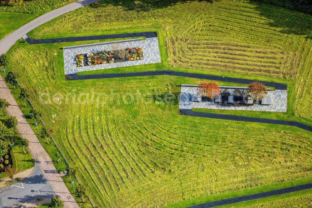 Kamp-Lintfort from the bird's eye view: grounds of the Golf course at Golfclub Am Kloster-Kamp e.V. on Kirchstrasse in the district Niersenbruch in Kamp-Lintfort at Ruhrgebiet in the state North Rhine-Westphalia, Germany