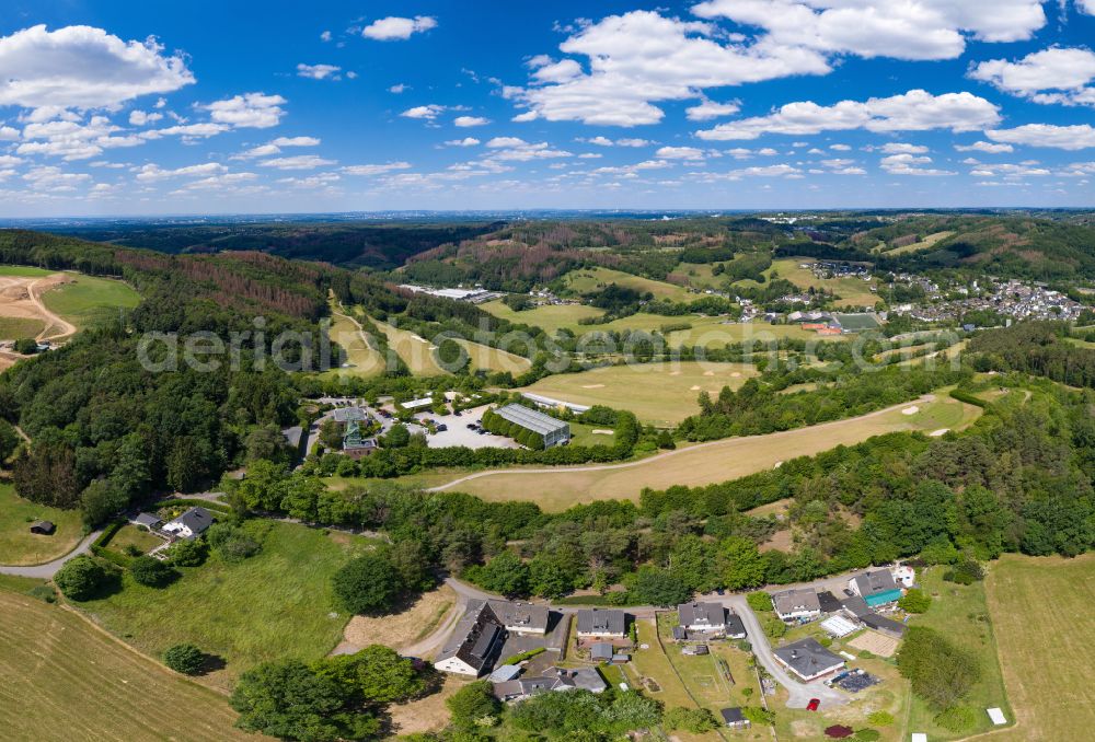 Aerial photograph Overath - Grounds of the Golf course at Golfclub Der Luederich on place Am Golfplatz in the district Steinenbrueck in Overath in the state North Rhine-Westphalia, Germany