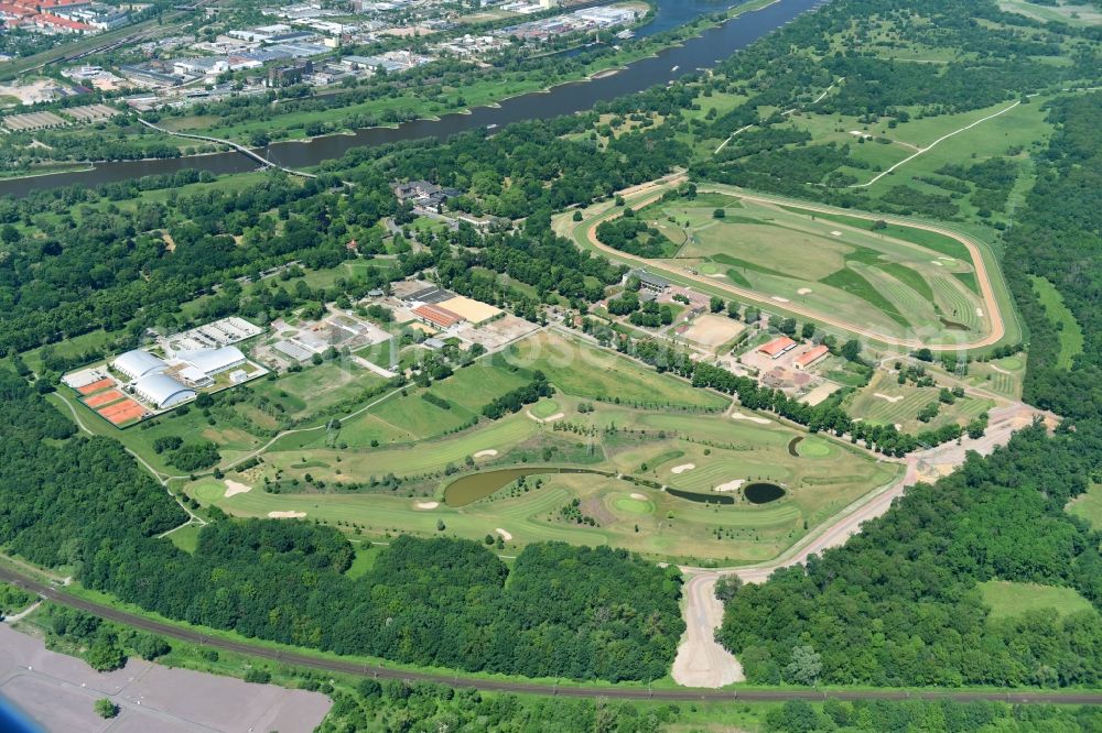 Aerial photograph Magdeburg - Grounds of the Golf course at of Golfclub Magdeburg e.V. on Herrenkrug in the district Herrenkrug in Magdeburg in the state Saxony-Anhalt, Germany